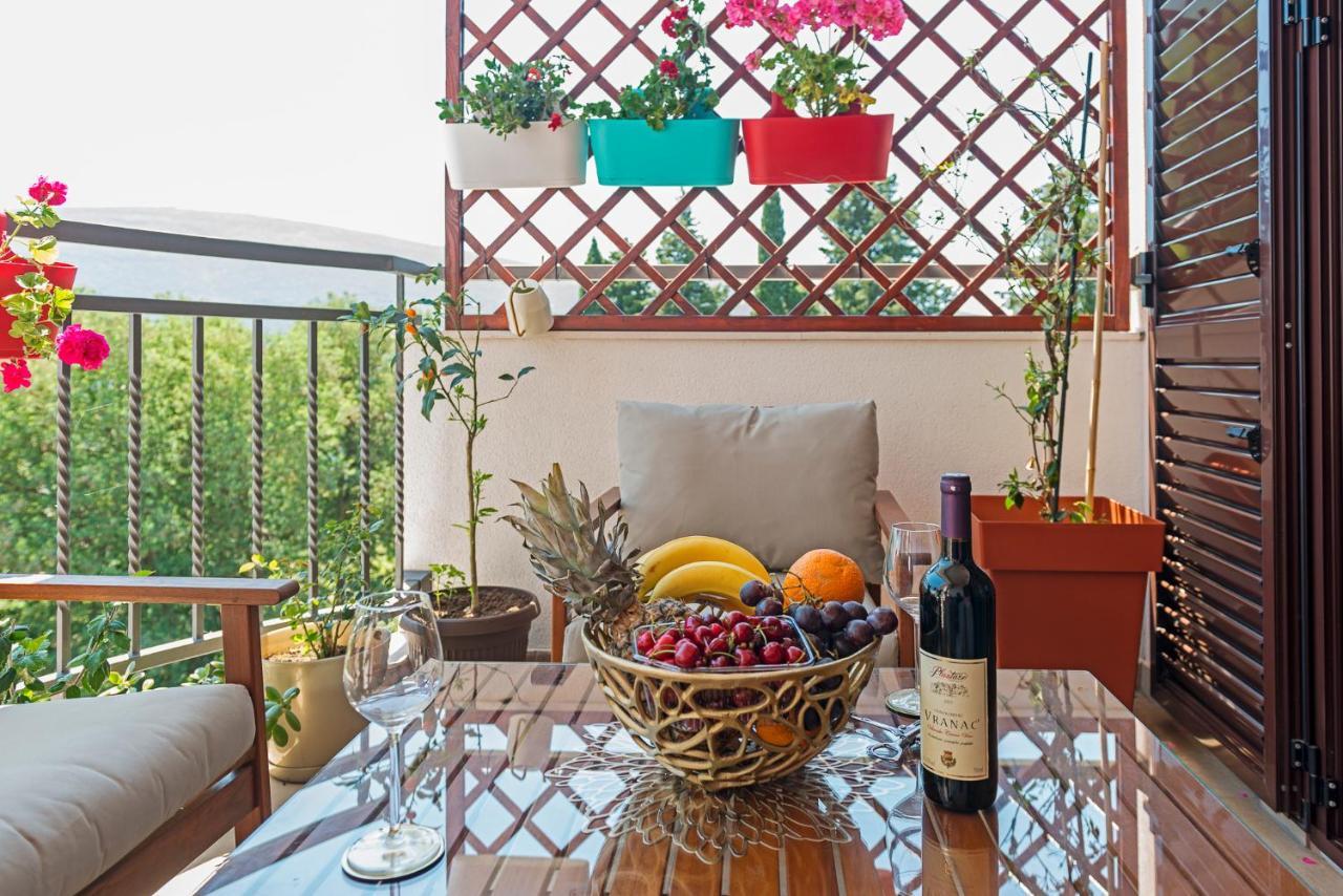 Cicciobello Lux Apartment Baosici With Stunning Sea View 外观 照片