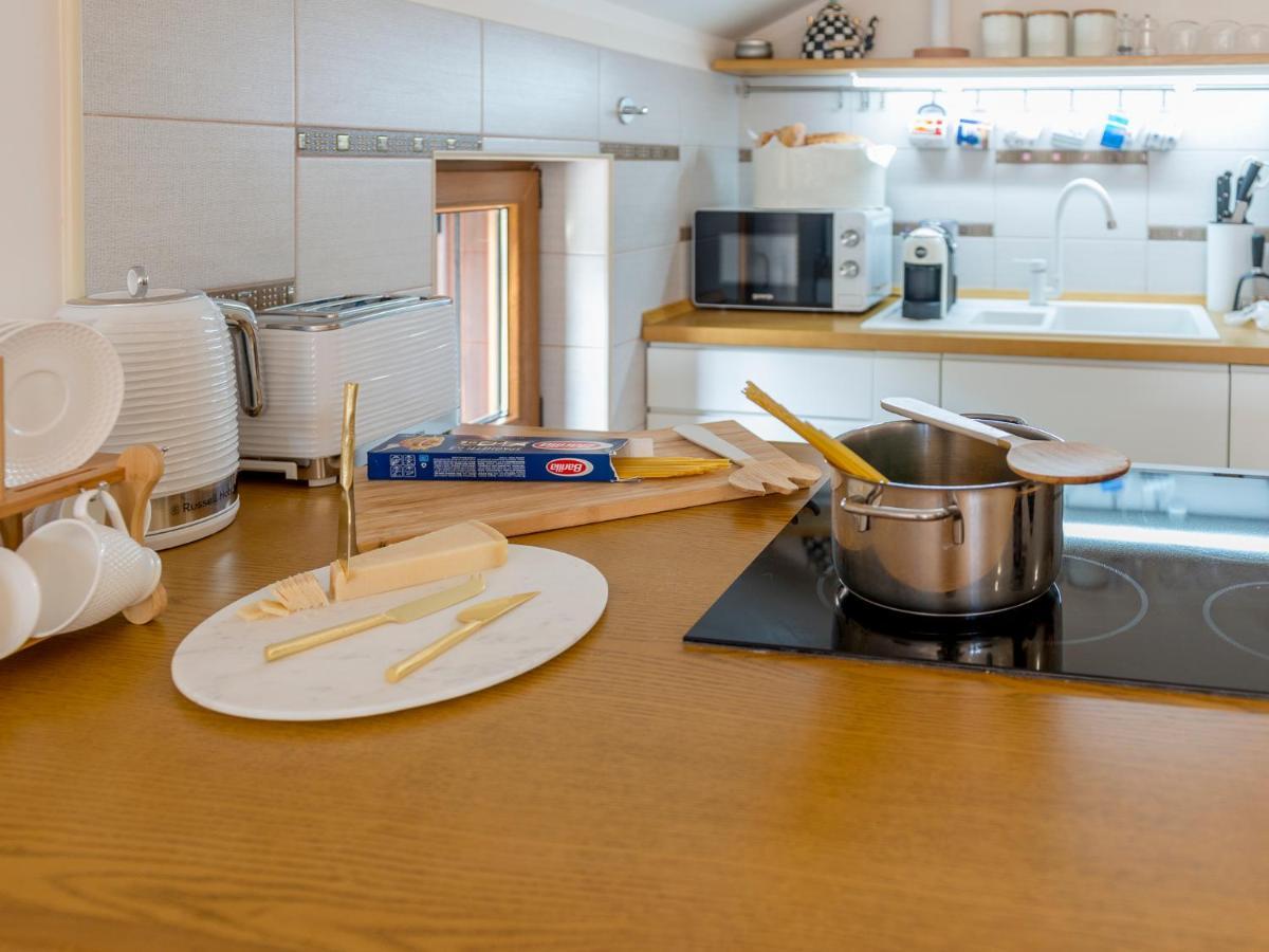Cicciobello Lux Apartment Baosici With Stunning Sea View 外观 照片